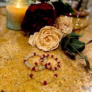 Handmade bracelets. Glass beads.